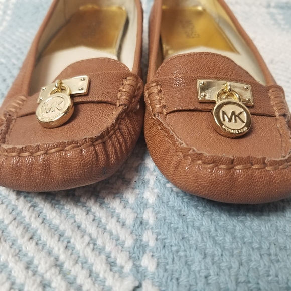 Michael Kors Leather Flats - Picture 3 of 9